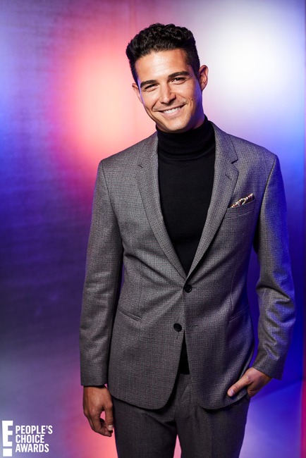 Wells Adams, 2019 E! People's Choice Awards, Portrait Studio